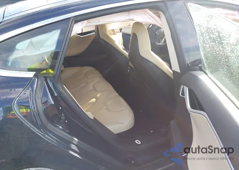 2014 Tesla Model S P85 из США, поврежденный, VIN 5YJSA1H11EFP50282